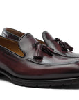 Umberto - Bordeaux Antiqued Pointed toe. Crust Calf. White full/grain calfskin. Tuscan tanned. Hand-dyed and antiqued leather. 9mm sole. 27mm heel height. Tuscan leather. Blake construction with bottom stitching.- Sartoria Dei Duchi - Atri