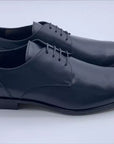 Classic Derby Shoe - Midnight Blue. Derby with smooth upper, in full-grain calfskin. Blake workmanship / Leather: calfskin / Color: NIGHT BLUE / Lining: black calfskin / Shape: 508 Rounded / Bottom: light leather with non-slip insert sewn to BLAKE / Insole: leather. High collar, flexible structure, suitable for wider feet. Smart/casual occasions. | Sartoria Dei Duchi - Atri