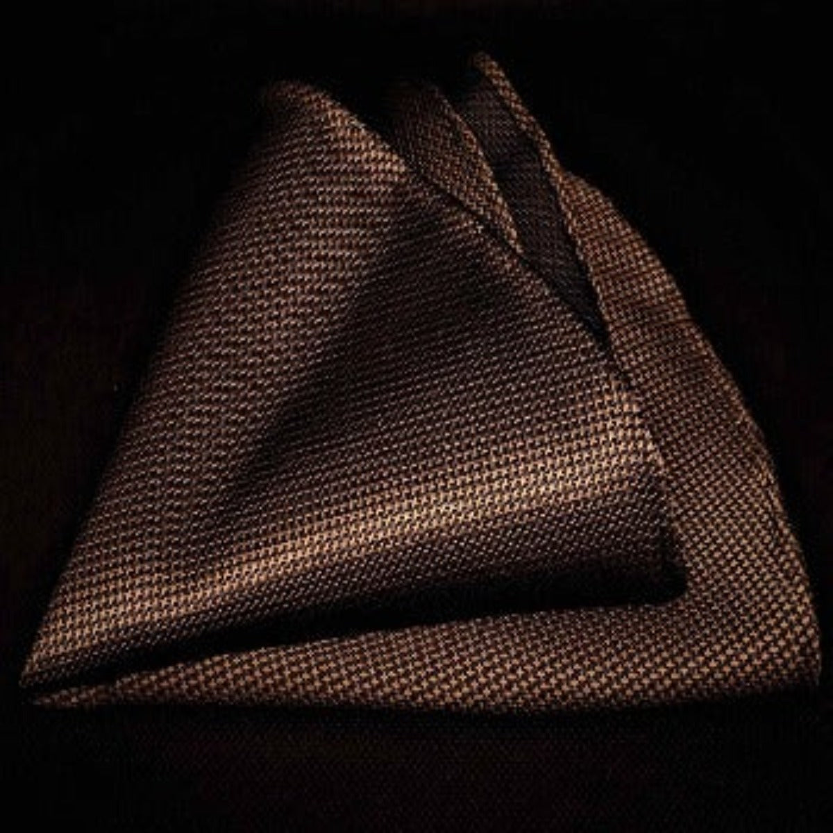 Rounded Pocket Square-100% Pure Silk-Brown base with a black pied de poule pattern-Fazzoletto da Taschino "Silvi"|Sartoria Dei Duchi-Atri