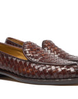 Giuseppe - Brown Intertwined. Pointed toe.Crust Calf. White full-grain calfskin. Tuscan tanned. Hand-dyed and antiqued leather (3 days per pair). 9mm sole. 27mm heel. Tuscan leather. Blake construction with stitched sole.- Sartoria Dei Duchi - Atri