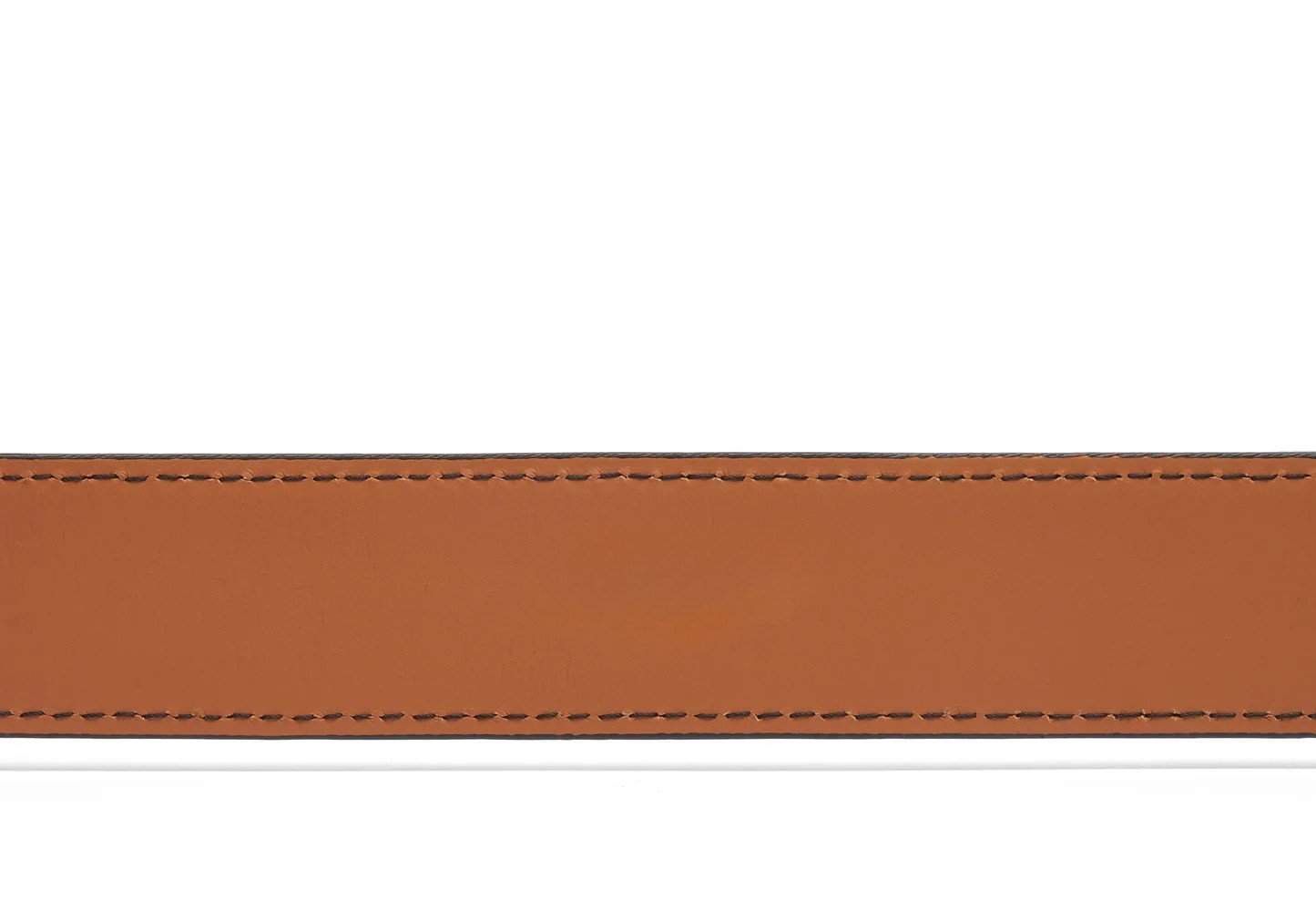 Handcrafted Suede Belt - Ocean. Suede Calf. Water-repellent suede calfskin. A 120cm waist measurement corresponds to a size 60 pant. Total belt length (including buckle) is 135cm. 3.5cm metal buckle with a brushed finish. The belt is adjustable with a screw on the back and is very easy to cut.- Sartoria Dei Duchi - Atri
