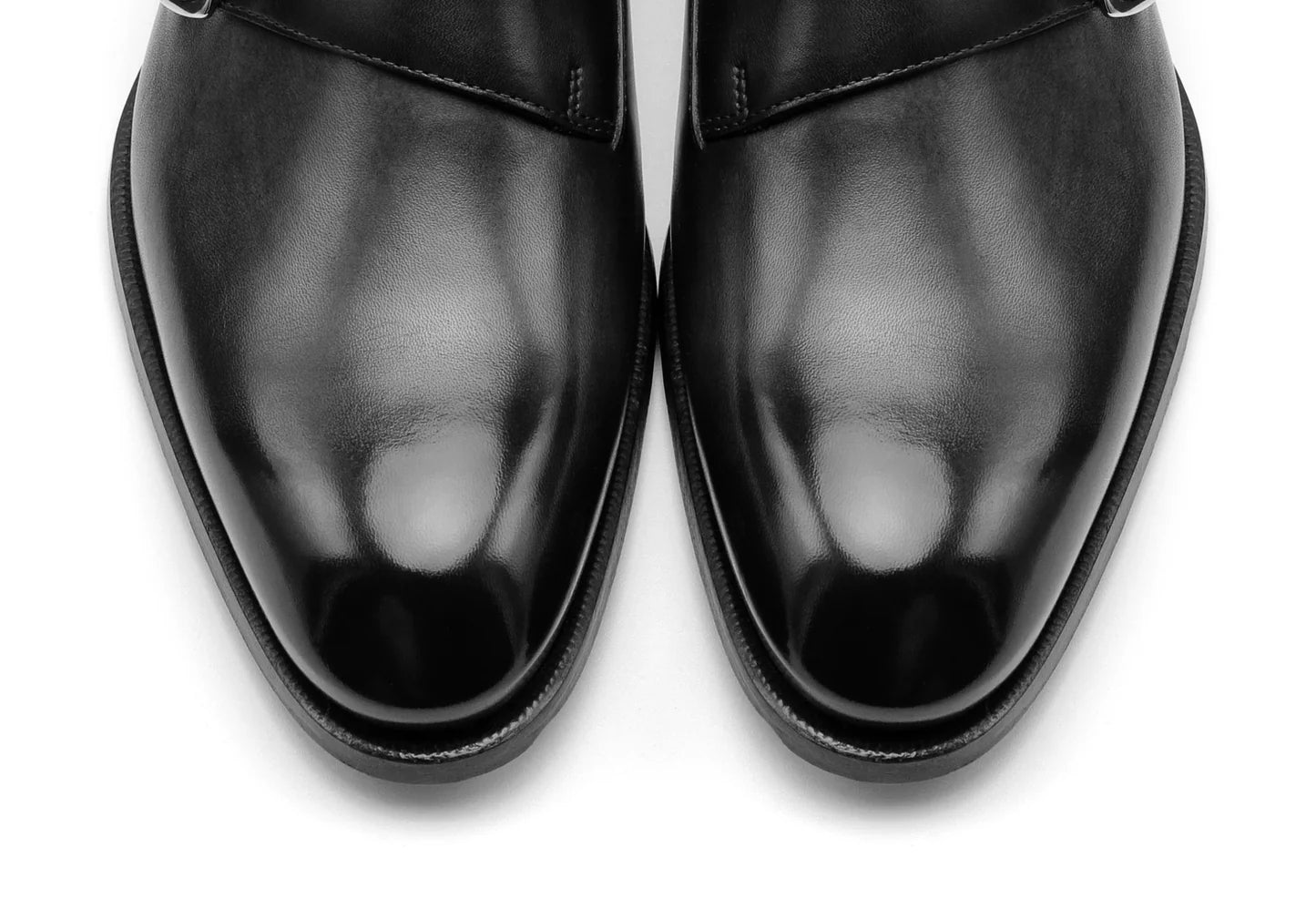 Leonardo - Charcoal Antiqued. Comfortable fit. Smooth calfskin. Tuscan tanned. 9mm sole. 27mm heel height. Tuscan leather. Blake construction with bottom stitching.- Sartoria Dei Duchi - Atri