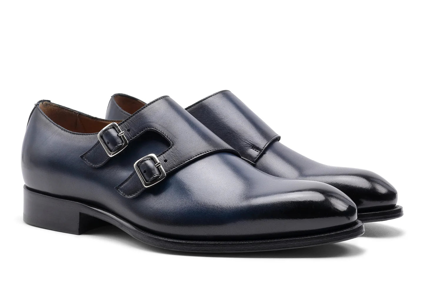 Leonardo - Ocean Antiqued. Last: Venice. Comfortable fit. Smooth calfskin. Tuscan tanned. 9mm sole. 27mm heel height. Tuscan leather. Blake construction with bottom stitching.- Sartoria Dei Duchi - Atri
