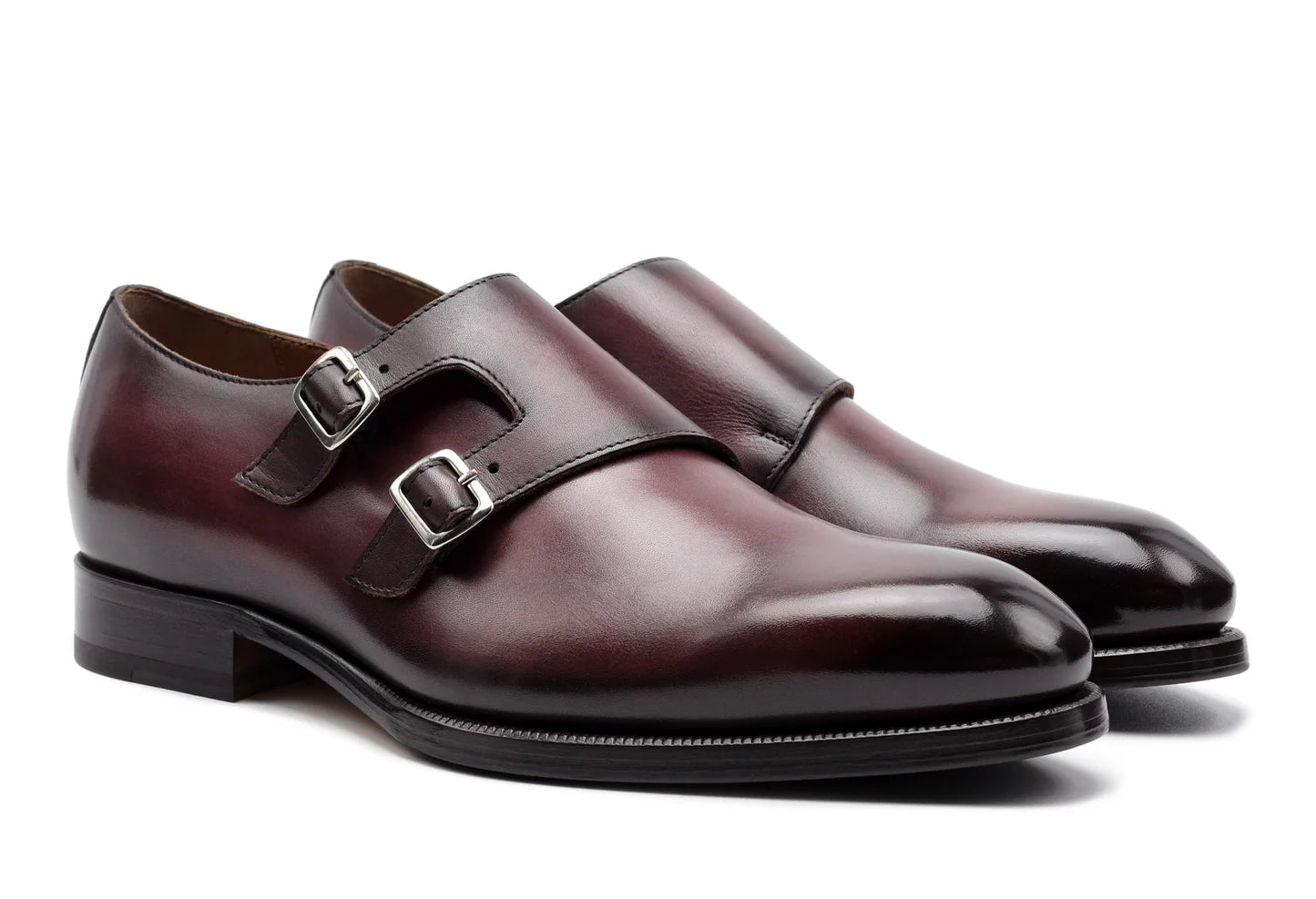 Leonardo - Bordeaux Antiqued. Last: Venice - Comfortable fit. Smooth Calf. Smooth calfskin. Tuscan tanned. 9mm sole. 27mm heel height. Tuscan leather. Blake construction with bottom stitching.- Sartoria Dei Duchi - Atri