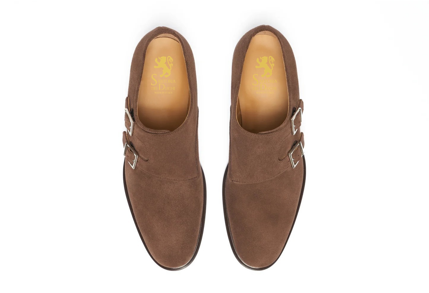 Leonardo - Walnut Suede. Comfortable fit. Suede Calf. Water-repellent suede calfskin. Tuscan tanned. 9mm sole. 27mm heel height. Tuscan leather. Blake construction with bottom stitching.- Sartoria Dei Duchi - Atri