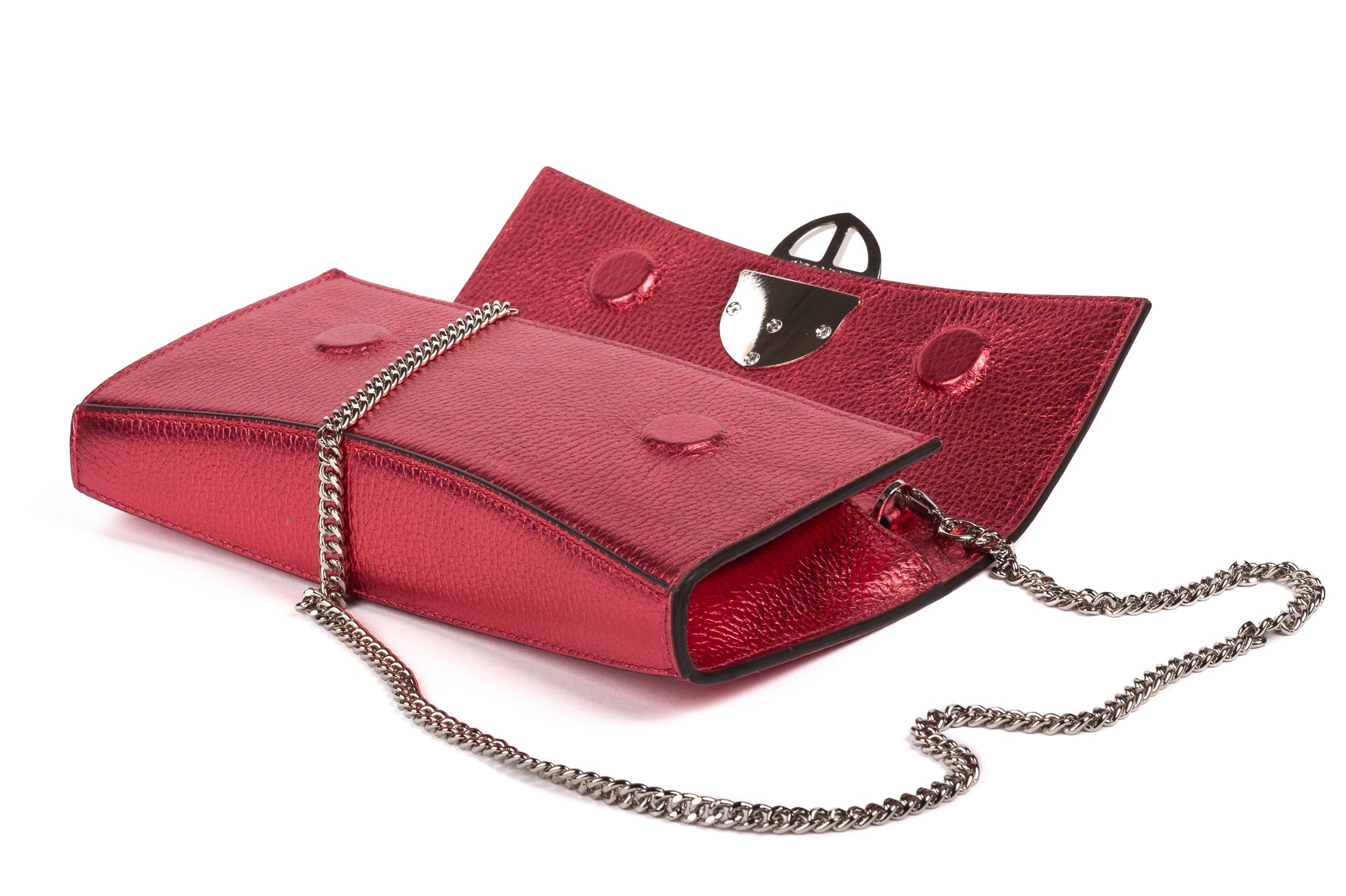Red handbag with a chain detail, Red clutch bag with a gold emblem on a white background - DEI DUCHI (ALMATEA)