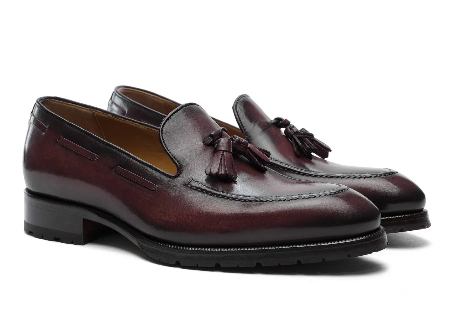 Umberto - Bordeaux Antiqued Pointed toe. Crust Calf. White full/grain calfskin. Tuscan tanned. Hand-dyed and antiqued leather. 9mm sole. 27mm heel height. Tuscan leather. Blake construction with bottom stitching.- Sartoria Dei Duchi - Atri