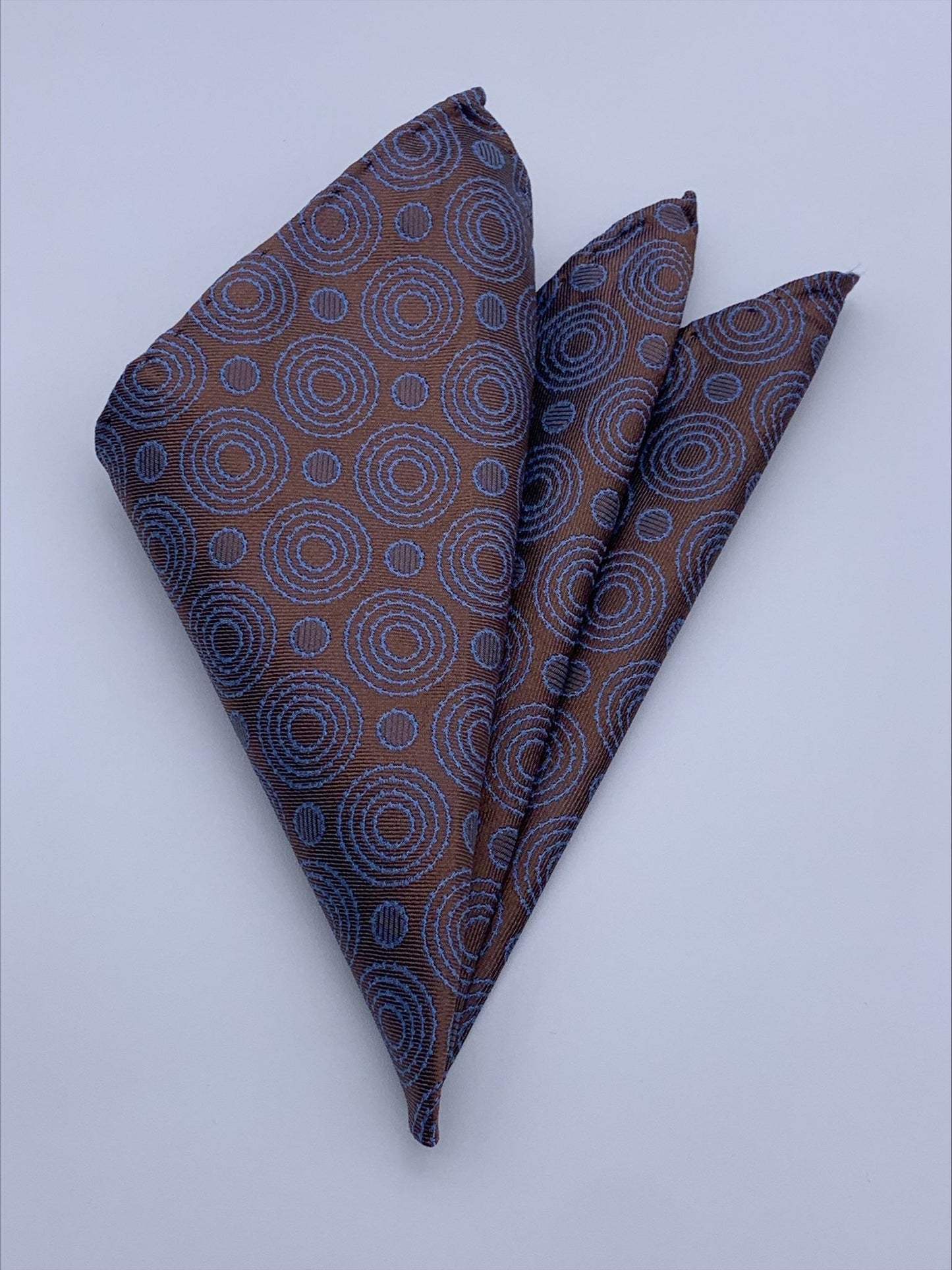 Golden Bronze & Blu Circles Silk Pocket Square | Sartoria Dei Duchi - Atri