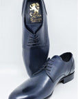 Classic Derby Shoe - Midnight Blue. Derby with smooth upper, in full-grain calfskin. Blake workmanship / Leather: calfskin / Color: NIGHT BLUE / Lining: black calfskin / Shape: 508 Rounded / Bottom: light leather with non-slip insert sewn to BLAKE / Insole: leather. High collar, flexible structure, suitable for wider feet. Smart/casual occasions. | Sartoria Dei Duchi - Atri
