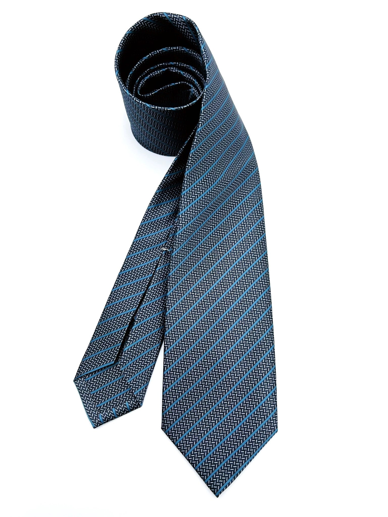 Grey Blue Striped Pattern 11 Fold Silk Tie. Pure silk three fold tie. Handmade by our Italian tailors. 100% Pure silk.Our ties standard  width is 8 cm (3.15 inch).| Sartoria Dei Duchi - Atri