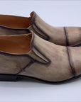 Moccasin in leather velour crust colored and antiqued by hand, sand and tobacco color, with light calfskin interior. In Blake processing the shoe is mounted on the shape and with a machine called "Blake", the sole is sewn to the insole and upper. This process guarantees the tightness of the bottom.| Sartoria Dei Duchi - Atri