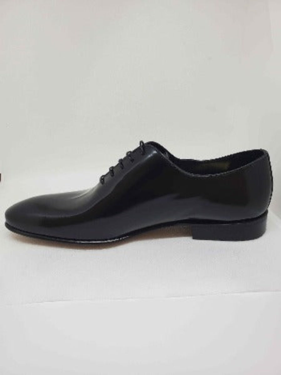 Oxford Wholecut Shoe | Elongated Black Seamless Polished Abrasive Calfskin Leather | Sartoria Dei Duchi-Atri