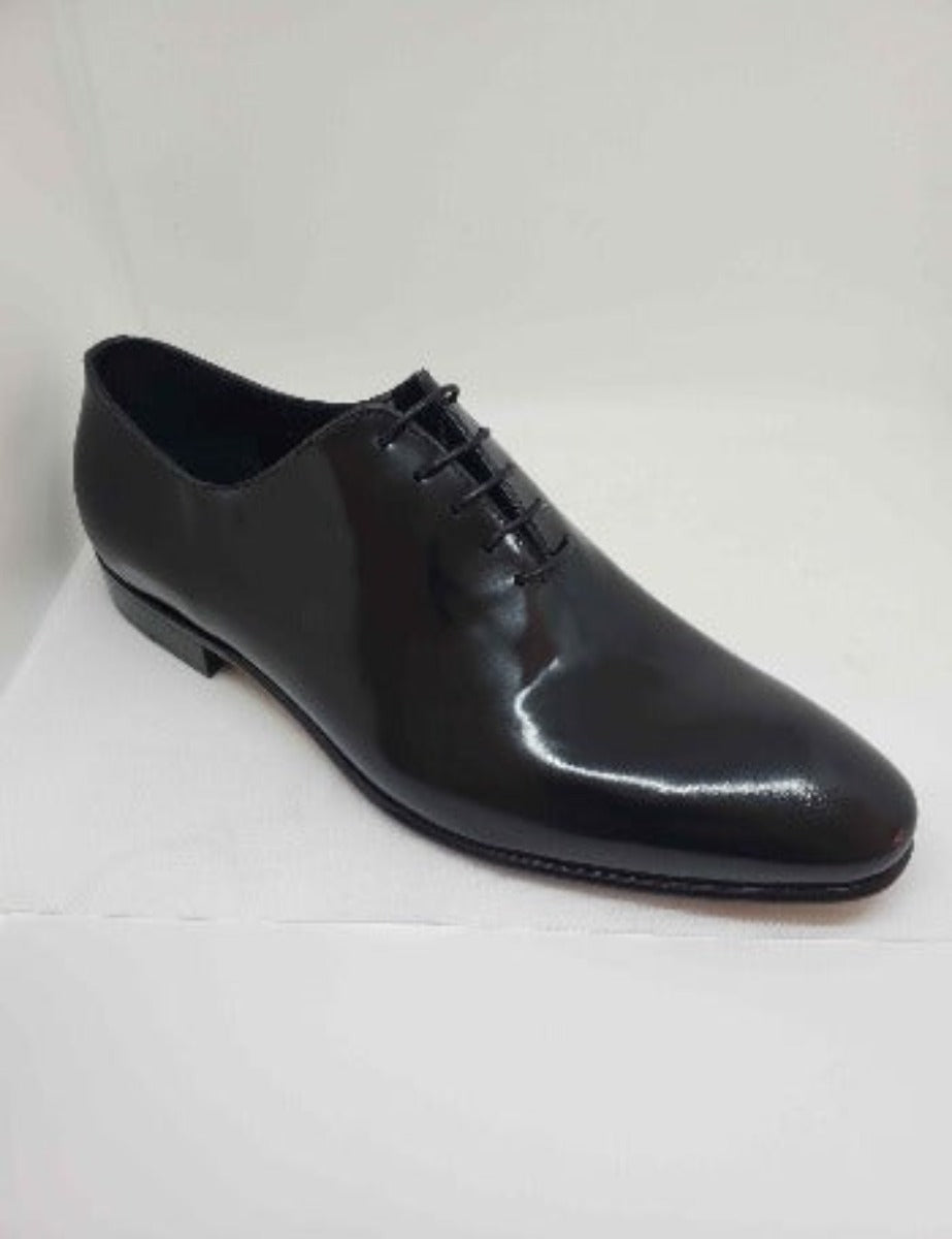 Oxford Wholecut Shoe | Elongated Black Seamless Polished Abrasive Calfskin Leather | Sartoria Dei Duchi-Atri